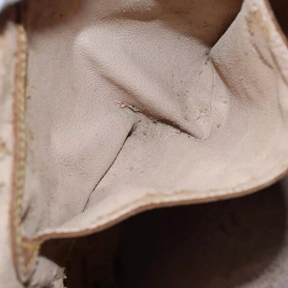 LOUIS VUITTON Monogram Bucket GM Shoulder Bag - Picture 14 of 16